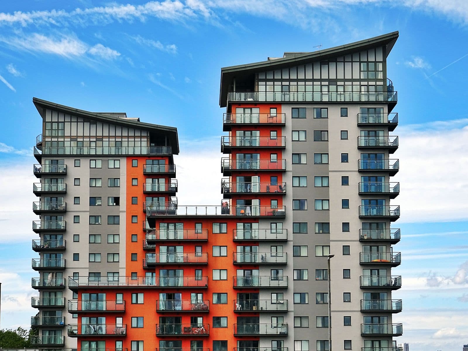 Multi-story apartment community exterior
